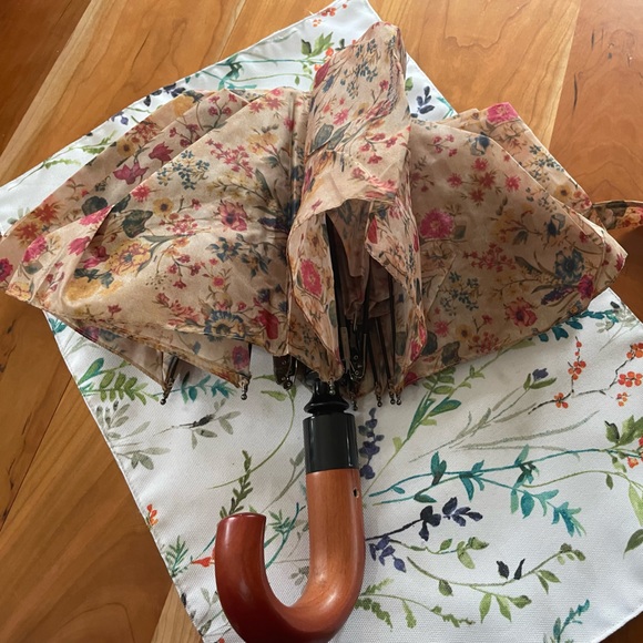 Patricia Nash Accessories Patricia Nash Prairie Rose Umbrella